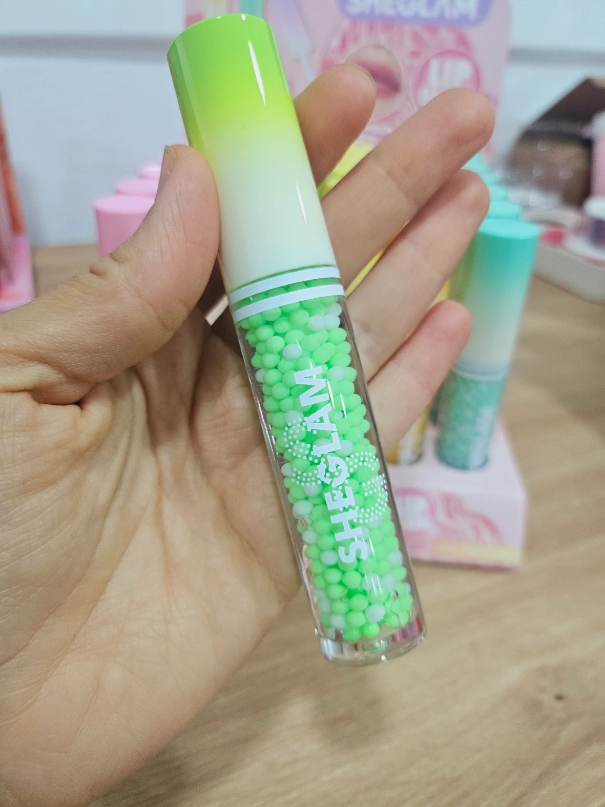 Brillo de Labios Dulce Voluminizador Bolitas Neón - Image 2
