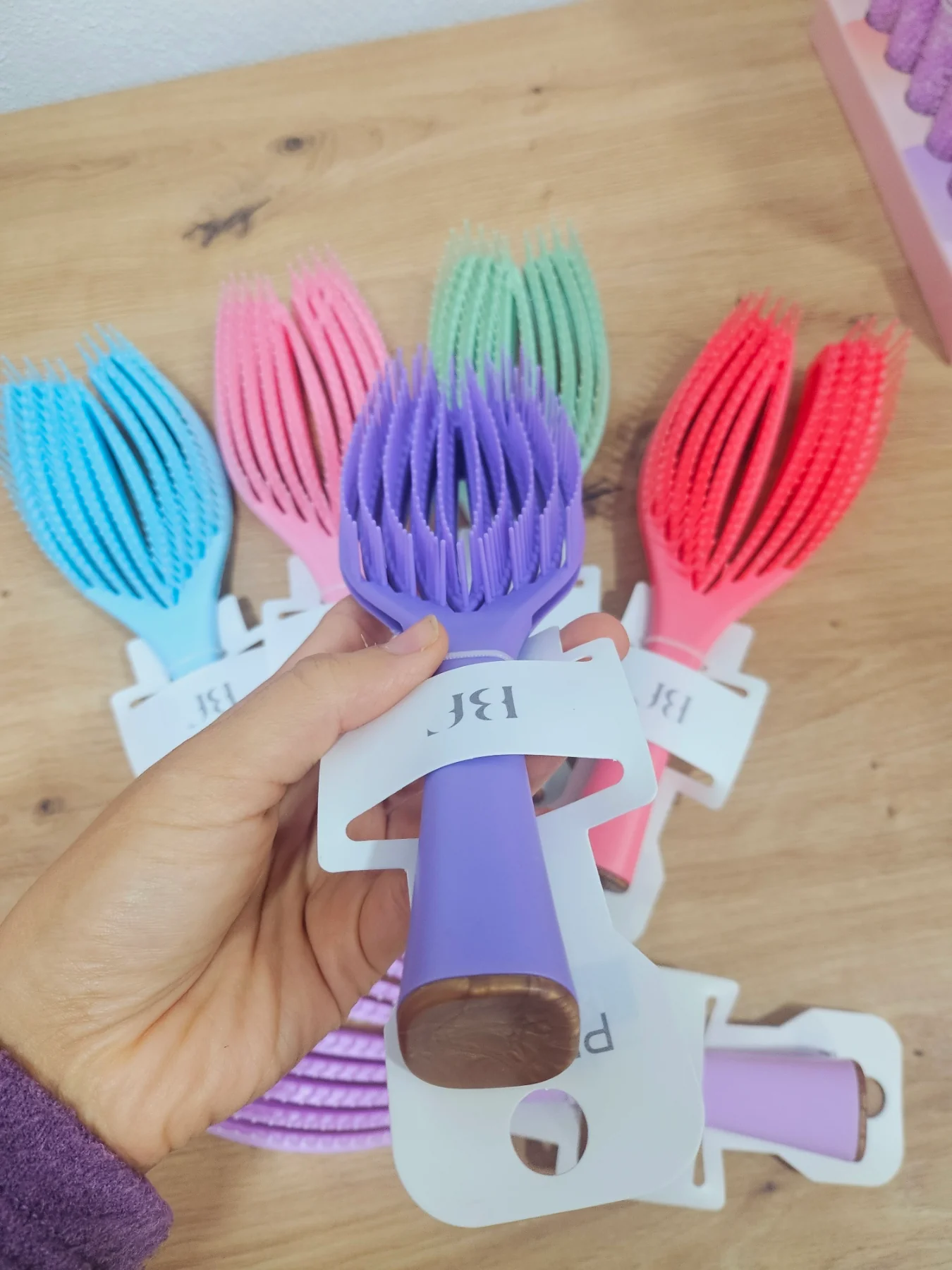 CEPILLO ANTI TIRONES FLEXIBLE - Image 3
