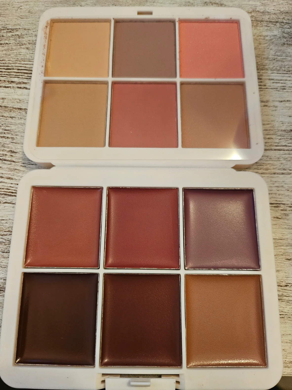 PALETA SOMBRAS 12 COLORES POLVO Y CREMA - OJOS/ COLORETE/ LABIOS - Image 3